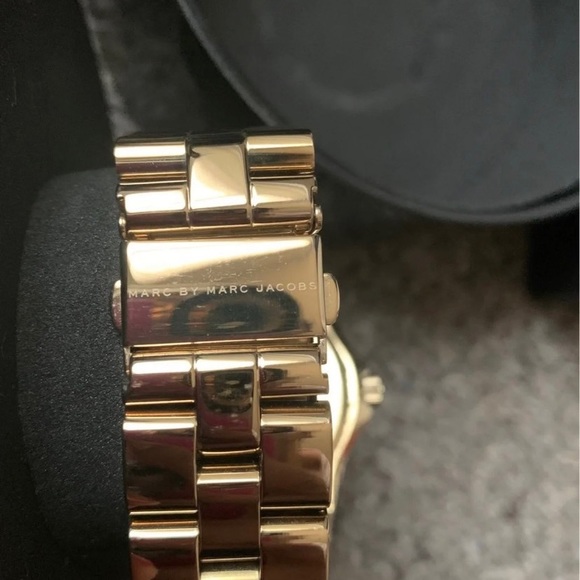 Marc by Marc Jacobs Watch - Picture 7 of 12